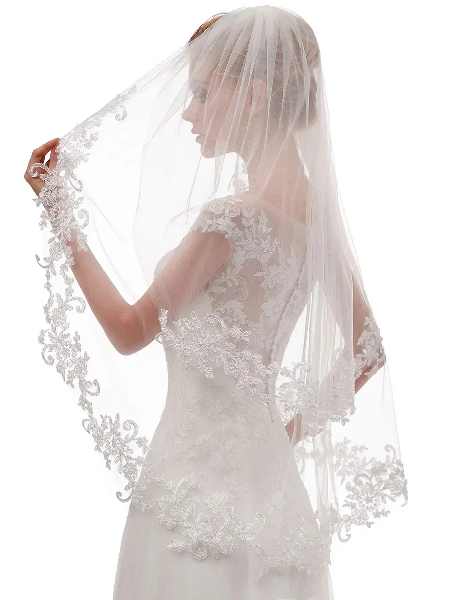 Short two-tier lace-edge bridal veil with comb, white or ivory