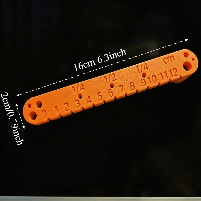 Woodworking centre finder and line marking gauge — representative supplier photograph