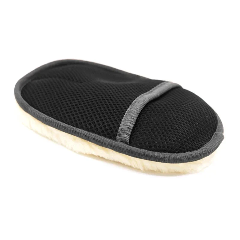 Plush wool-style car wash mitt