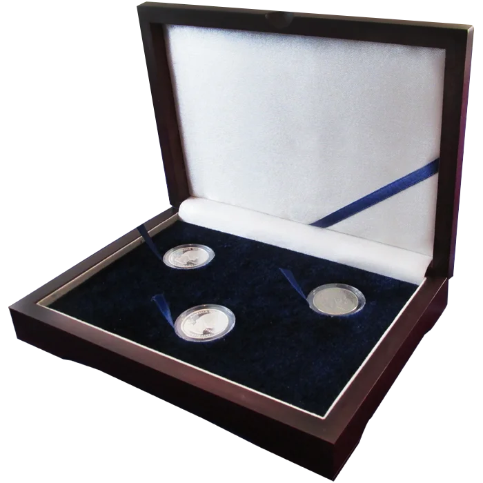 Guardhouse Wood Display Box - GH-W1300 - (3S) Holds 3 Small Guardhouse coin capsules