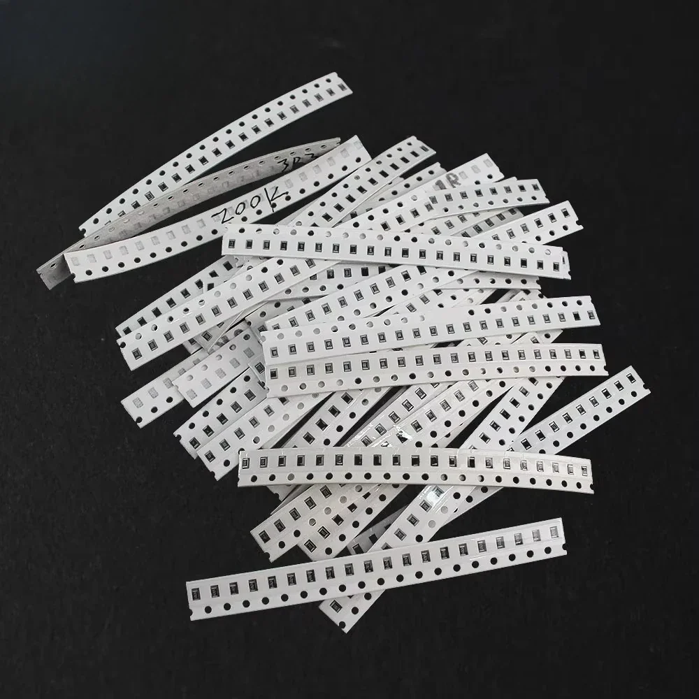 SMD chip resistor assortment, 1%, 660 pieces — representative supplier photograph