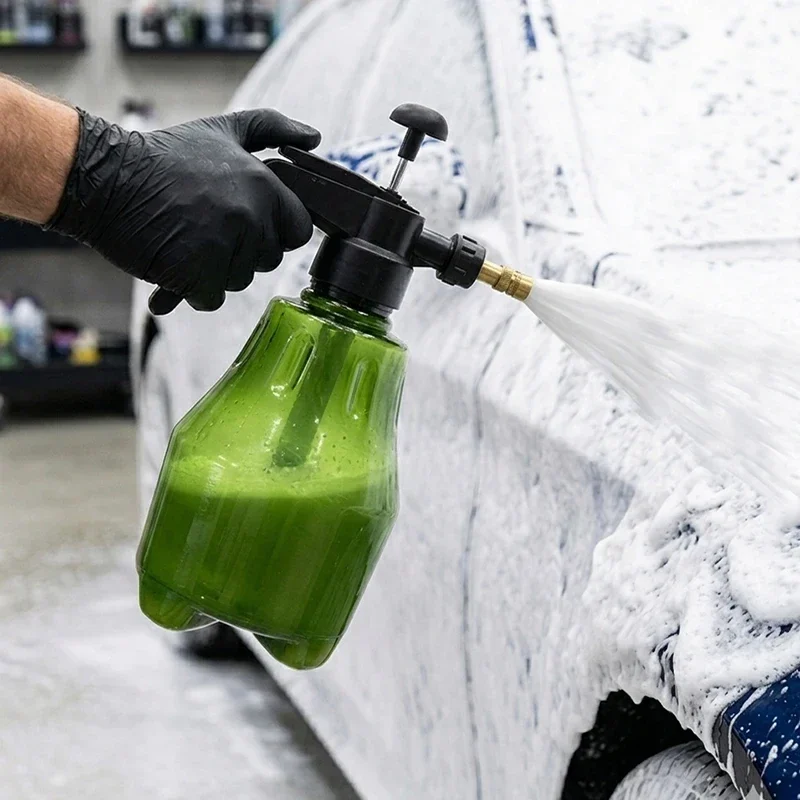 1.5 L hand-pump pressure foam sprayer for car washing