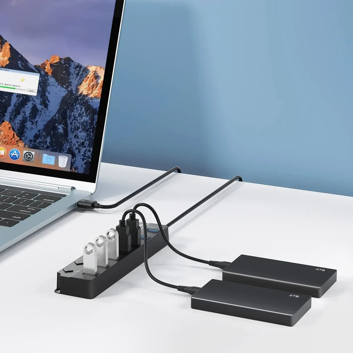 Powered-switch USB 3.0 hub with 1 m cable, 4 or 7 ports