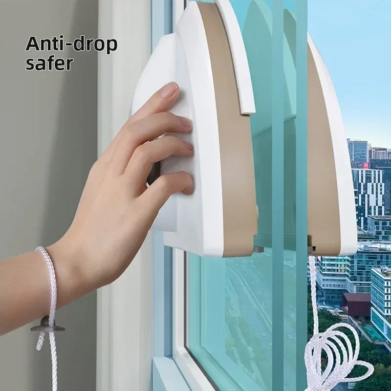 Magnetic double-sided window cleaner with water tank — representative supplier photograph