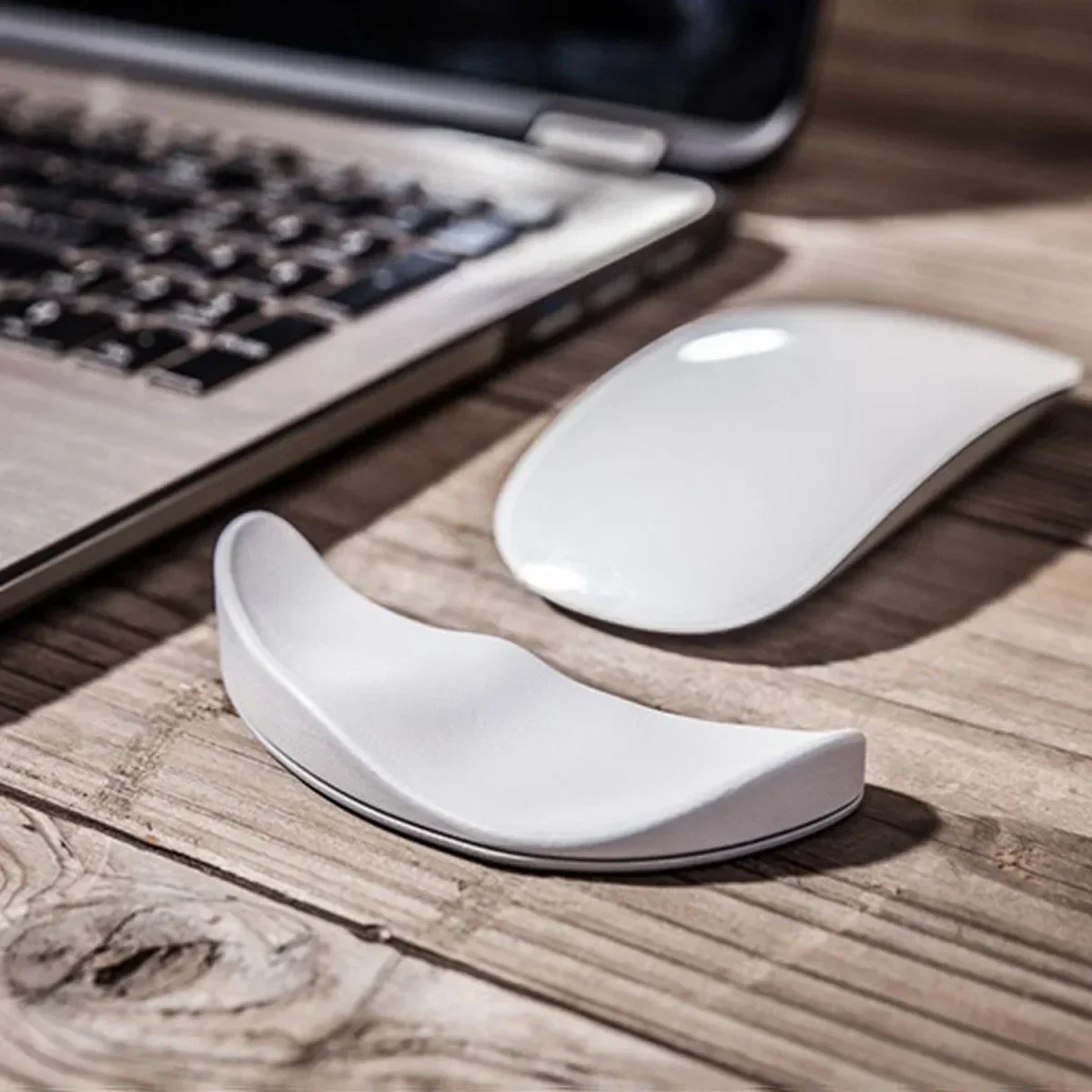 Gliding silicone wrist rest for mouse hand, right-handed — representative supplier photograph